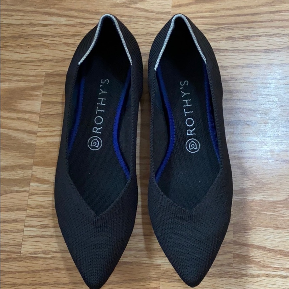 Rothy’s pointed flat